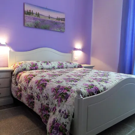 325 Ai Fori Pensjonat 4*